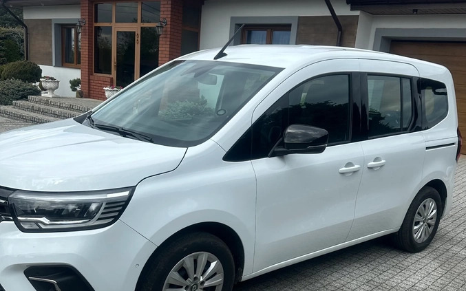 Renault Kangoo cena 89000 przebieg: 17000, rok produkcji 2022 z Konin małe 596